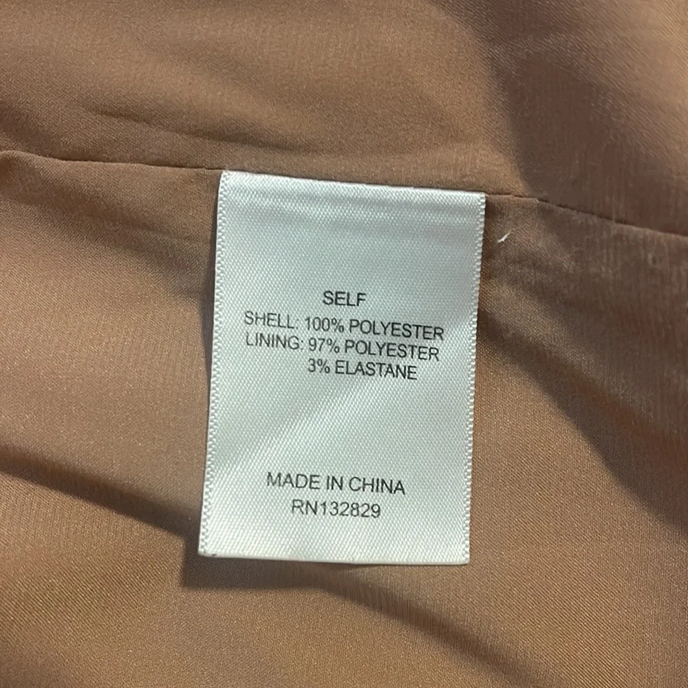 Faux Fur Coat 84 - Picture 7 of 10